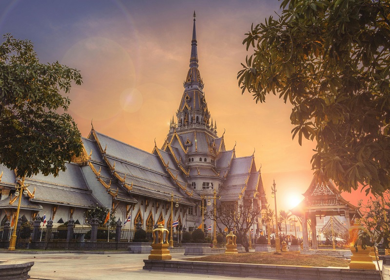 G uiding Star Tours - Dazzling Bangkok and Pattaya